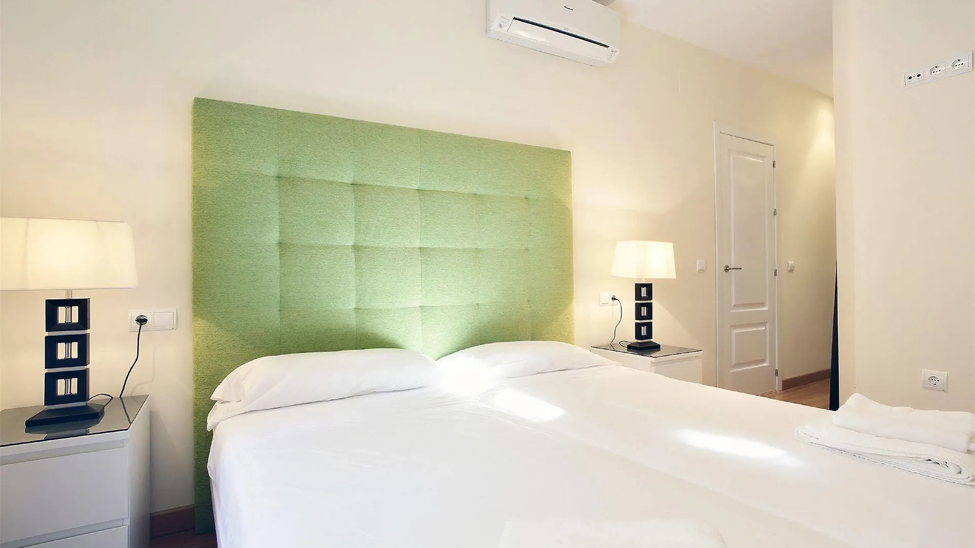 Apartamentos Unisierra Málaga