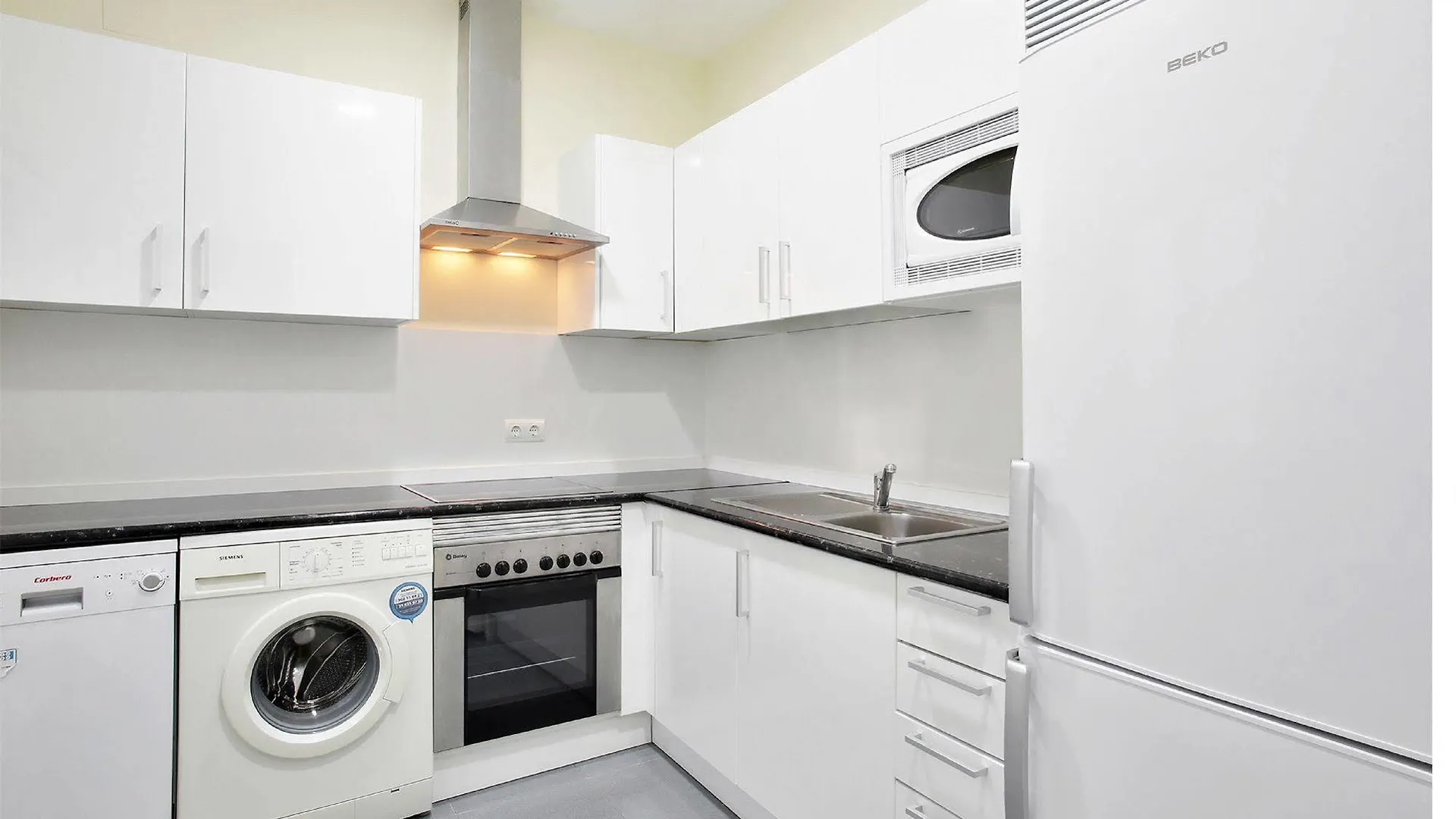 Apartamentos Unisierra Málaga Espanha